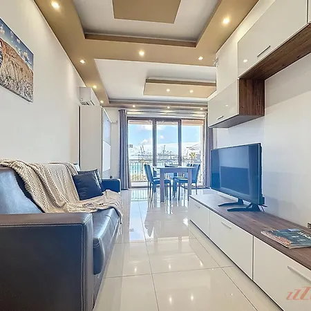 Elegant Seafront Duplex With Stunning Panoramic Views Birżebbuġa