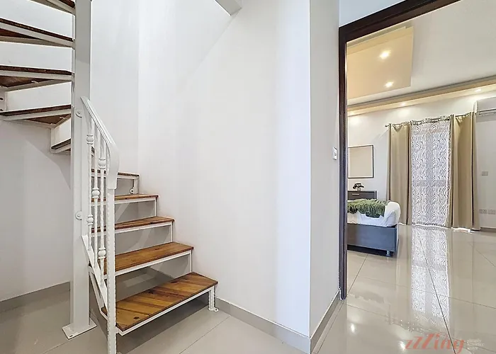 Elegant Seafront Duplex With Stunning Panoramic Views * Birżebbuġa