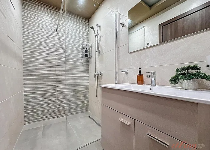 شقة Elegant Seafront Duplex With Stunning Panoramic Views Birżebbuġa