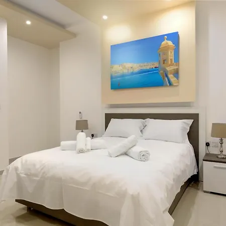 Luxurious Duplex Seafront W Amazing Sea Views Apartment Birzebbuga