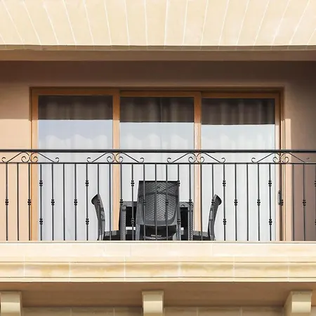 Apartmán Luxurious Duplex Seafront With Amazing Views *