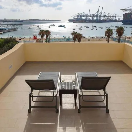 Elegant Seafront Duplex With Stunning Panoramic Views * Birżebbuġa