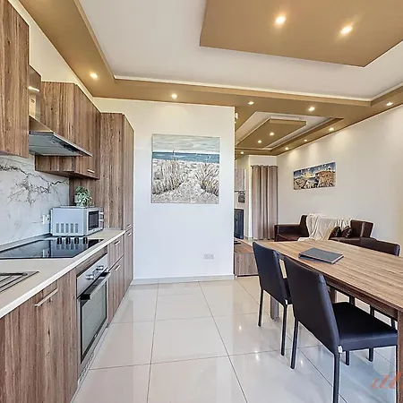 Elegant Seafront Duplex With Stunning Panoramic Views * Birżebbuġa